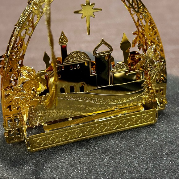 Danbury Mint Bethlehem 2000 Millennium Annual Gold Christmas Ornament Keepsake - Picture 5 of 11